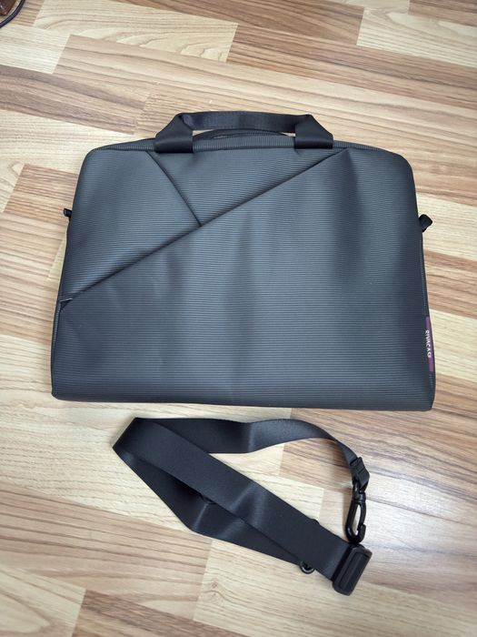 Geanta laptop RIVACASE 8720, 13.3", poliester, gri, produs nou.