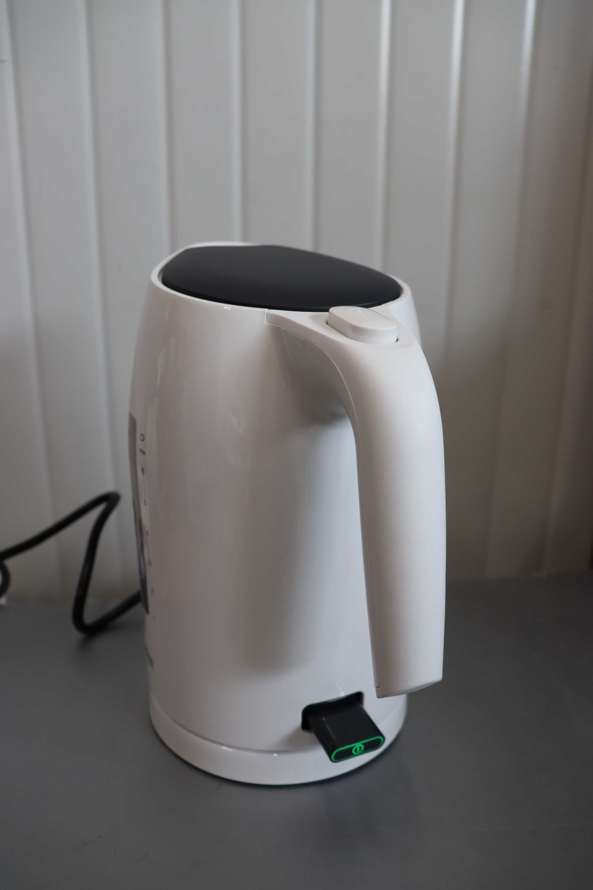 Braun PurEase WK 3110 – електрическа кана 1.7 L