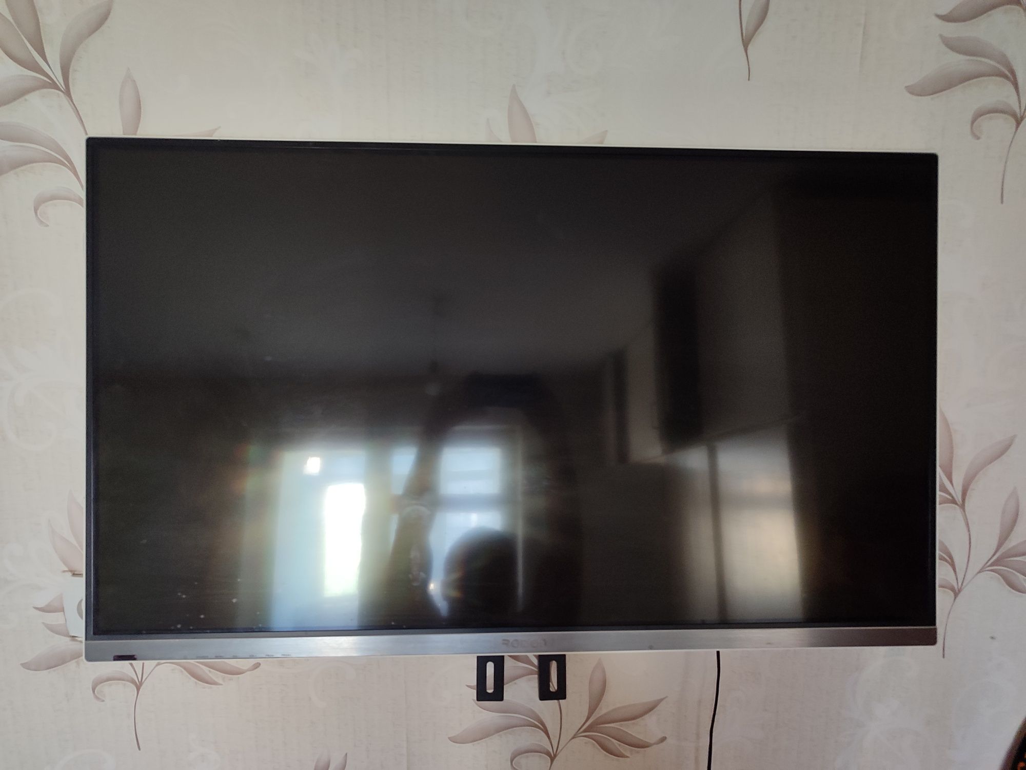 Rosion Televizor 43lik