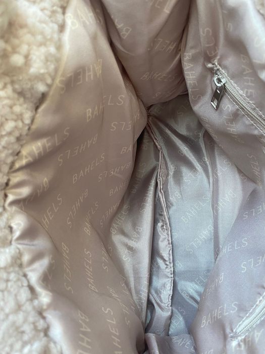 Чанта  дамска пухкава