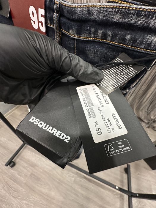 Blugi Dsquared. Marimi :50L/ 52XL /54xxl / 56-3xl /58-4xl