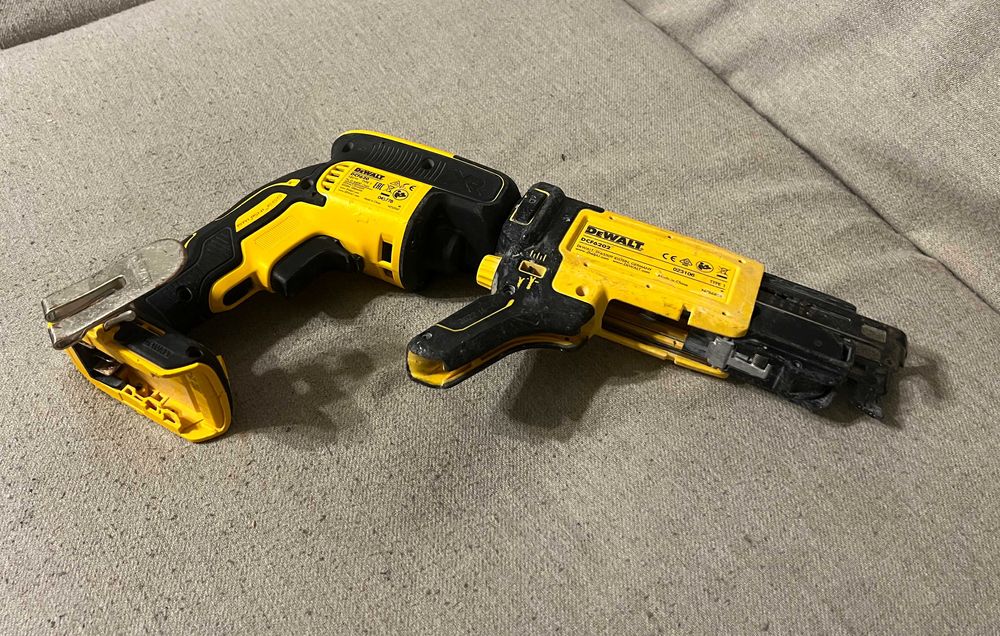 Surubelnita gips carton DeWalt DCF620 XR 18V cu magazie DCF6202