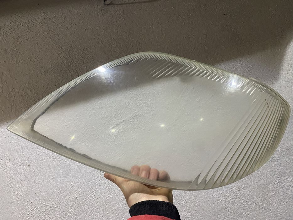 Стекло фары corolla e120