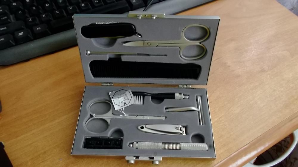 trusa voyaj barbat stare,nou