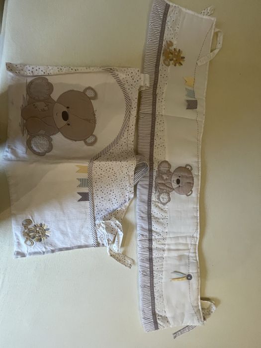 Обиколник за бебешко легло и джоб mothercare