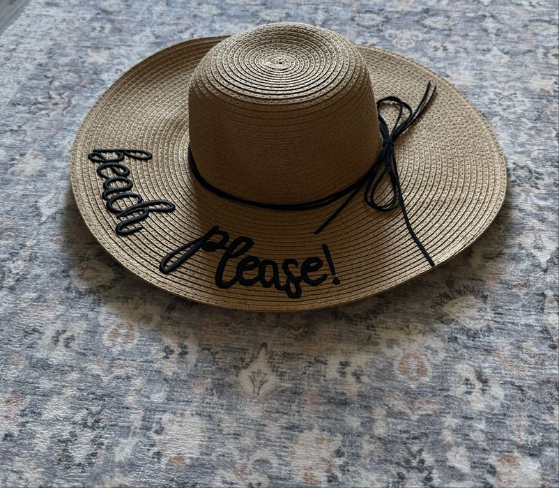 Palarie din paie model chic