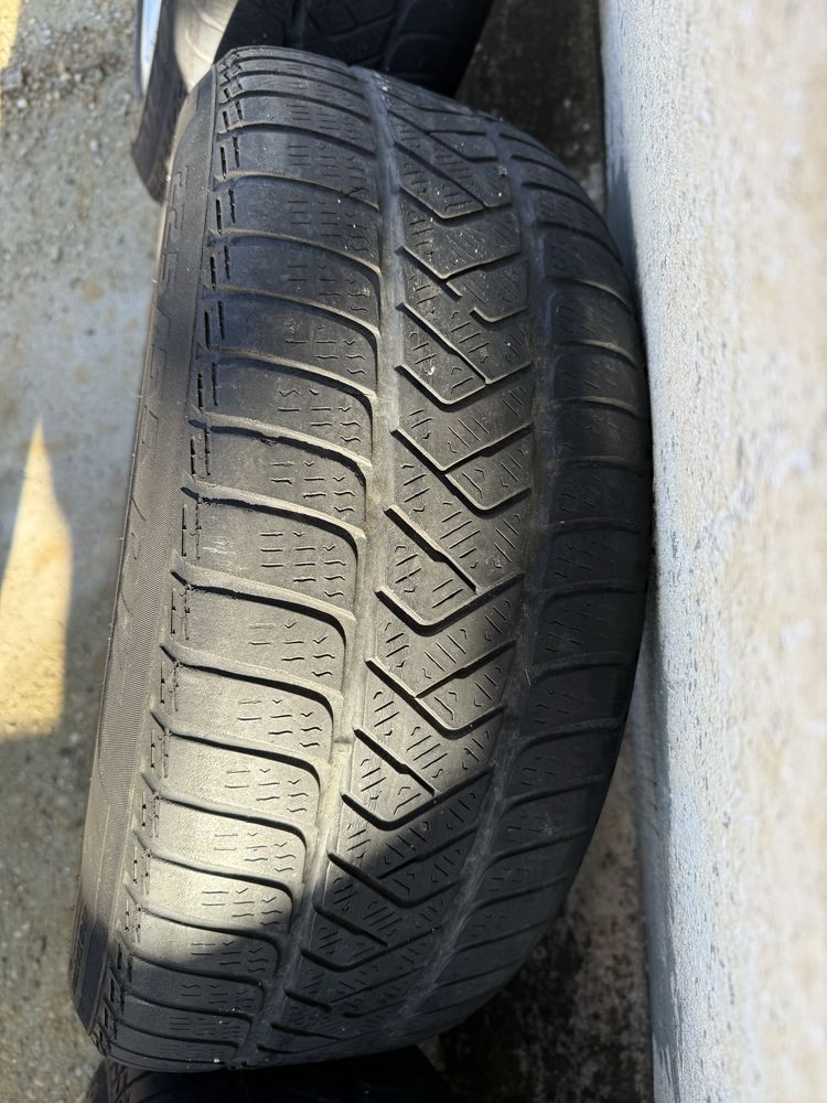 Jante bmw seria 5 F10/F11 cu cauc iarna 225/55/R17 pirelli dot 2015