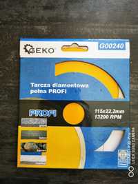 Професионален диамантен диск за ъглошлайф на фирмата Geko(125x22,5 mm)