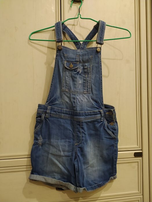 Комбинезон джинсовый