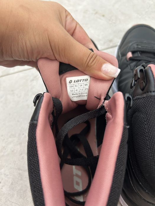 Обувки LOTTO есенни