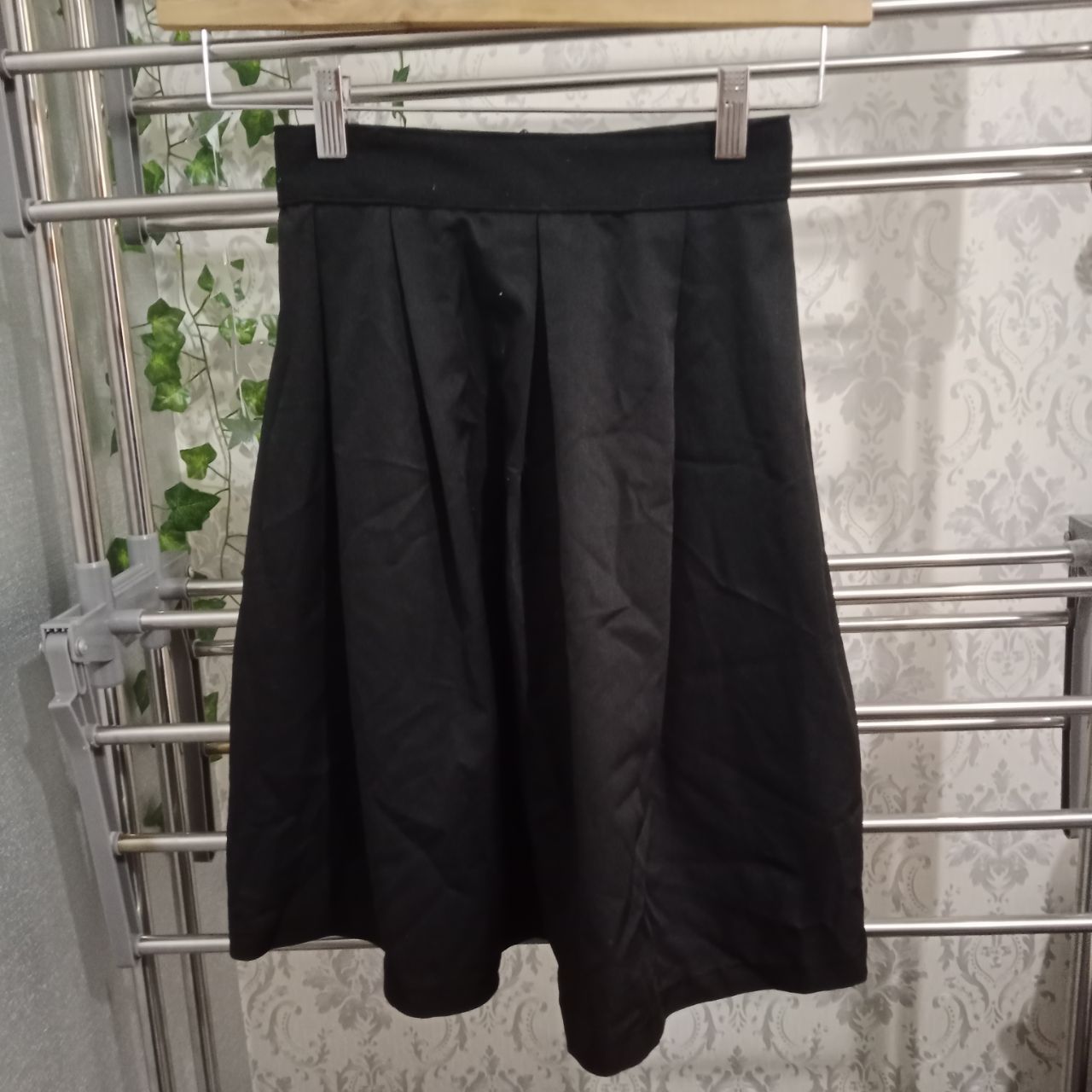 черная школьная юбка