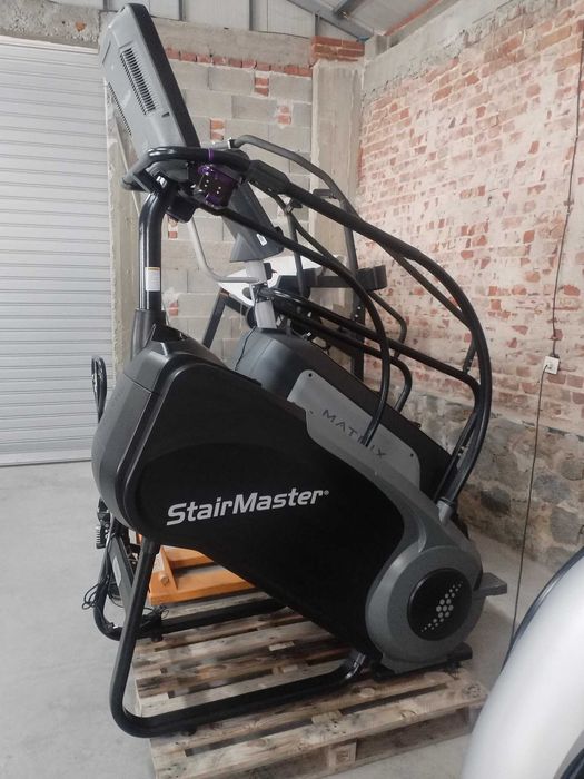 Stairmaster 8 Series Gauntlet Stepmill