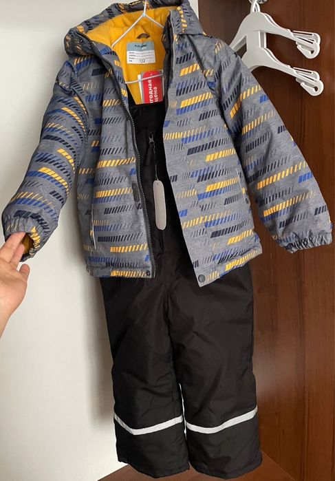 Продам новую куртку для мальчика