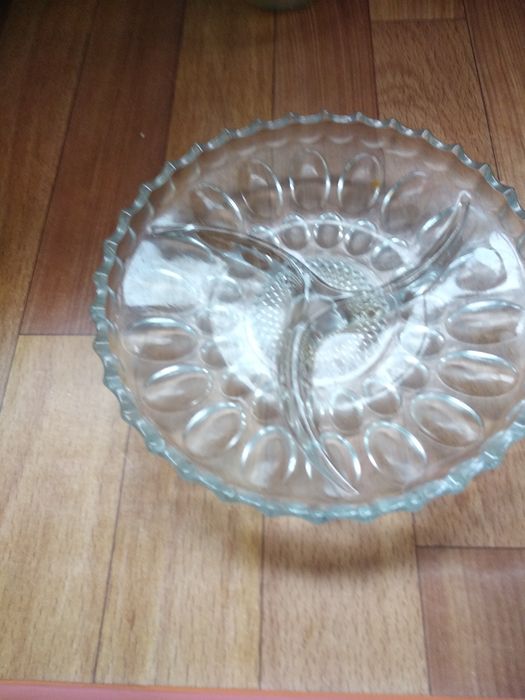 Продам блюдо для продуктов