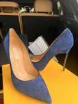 Pantofi casadei nepurtati
