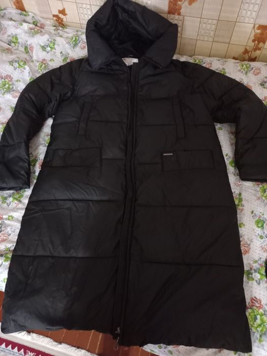 Срочно продам зимний пуховик