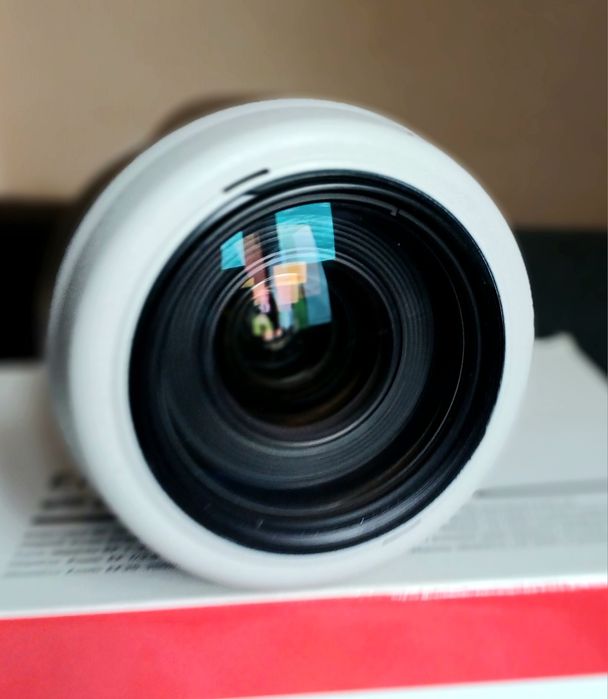 Canon EF 35-350mm f/3.5-5.6 L USM Ultrasonic Zoom .