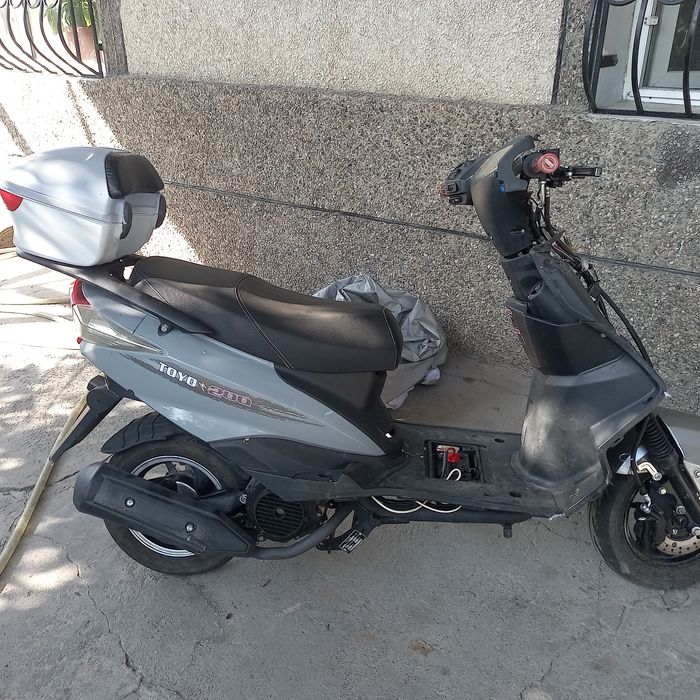 Продам скутер М 12