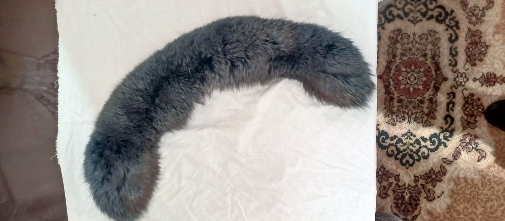 Продам воротник лама в отличном состоянии