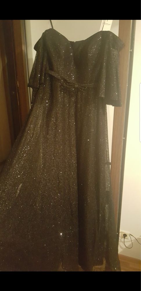 Rochie neagra cu sclipici