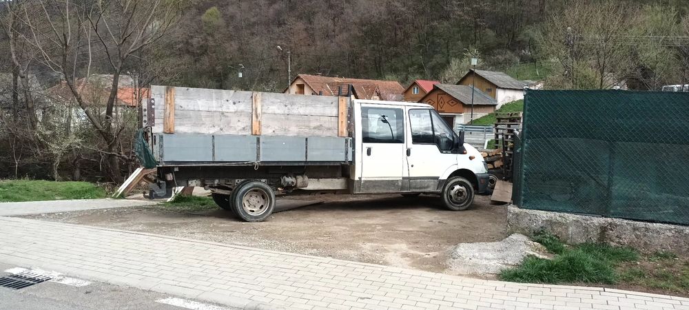 camioneta basculabila schimb cu animale oi vitele