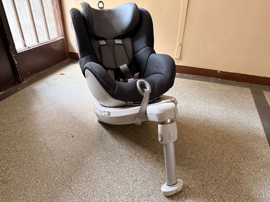 Детско столче за кола Britax Römer Dualfix 0-18