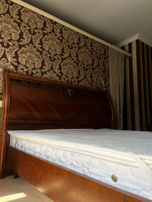 Итальянский спальный гарнитур