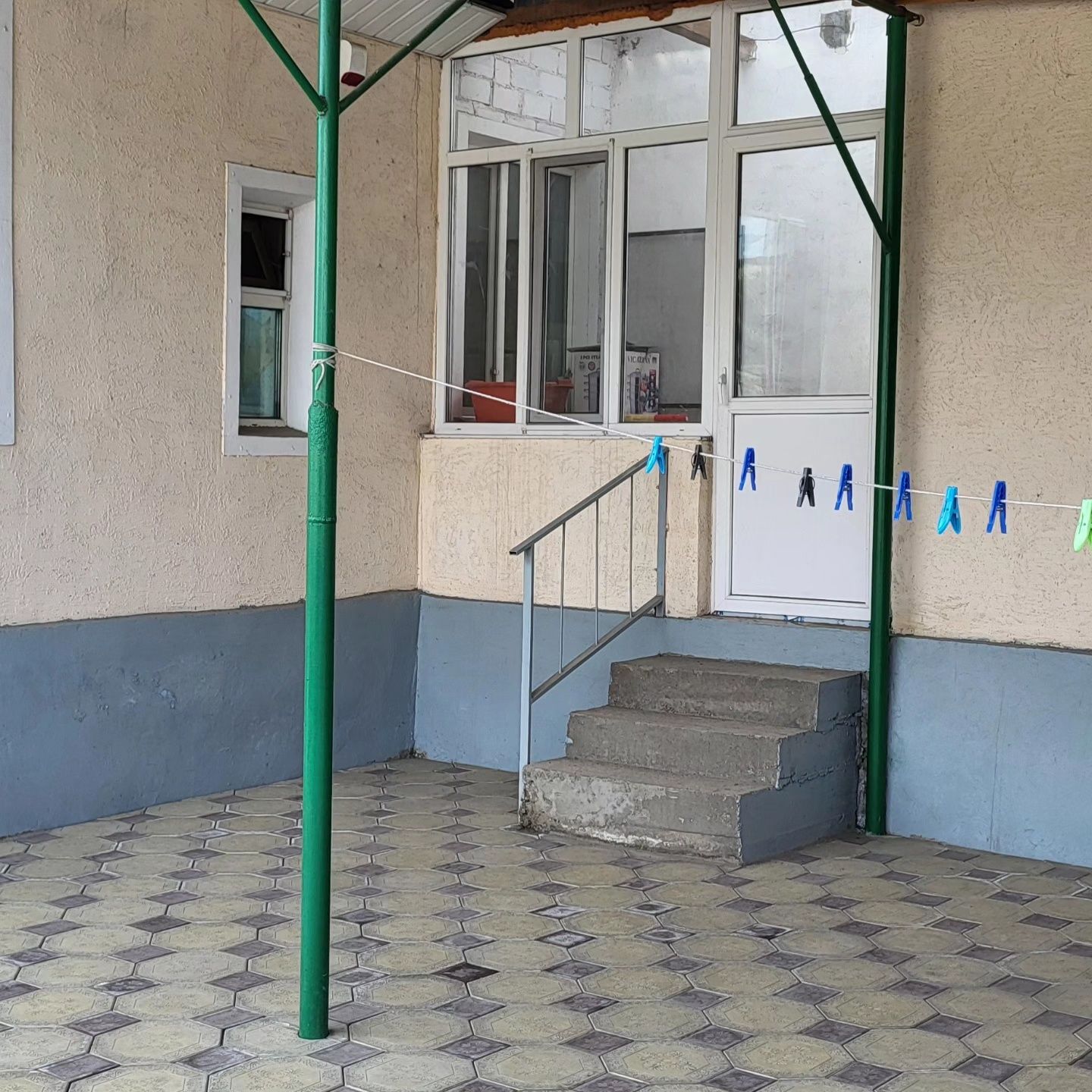 Продам дом. Расположен в Заре (ОТЕНАЙ).