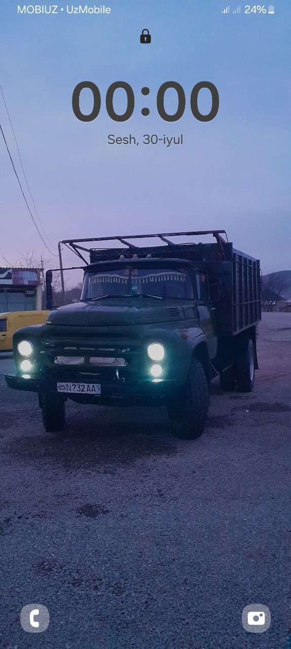 Zil 130 sotiladi