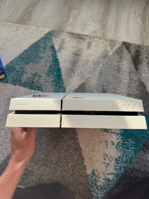 PlayStation4 500GB в добро състояние. (PS4 FAT)