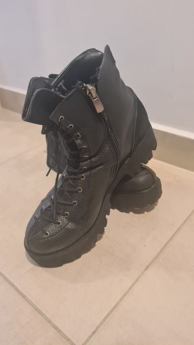 Ghete îmblănite cu șiret