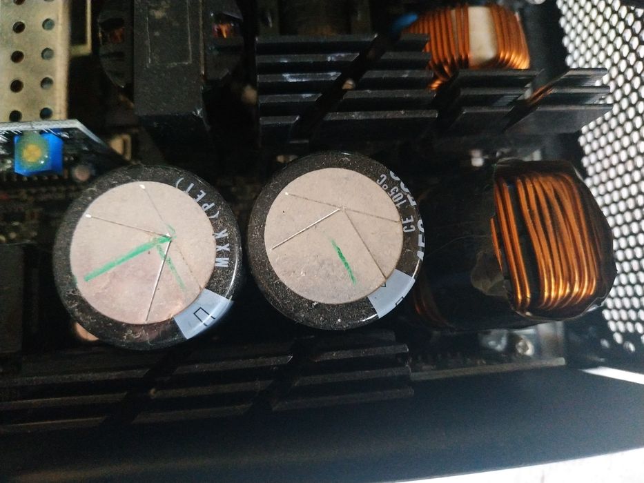 1200W захранване FSP Hydro PTM за части