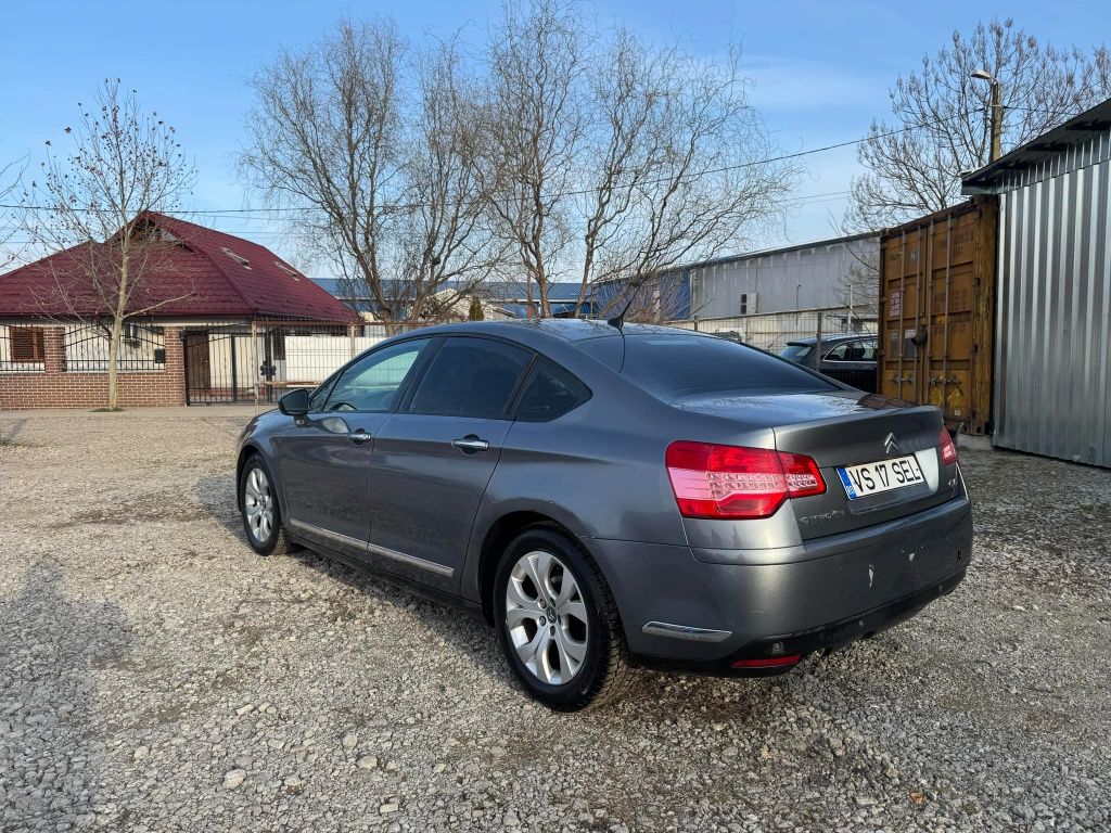Vând sau schimb Citroen C5 an 2010