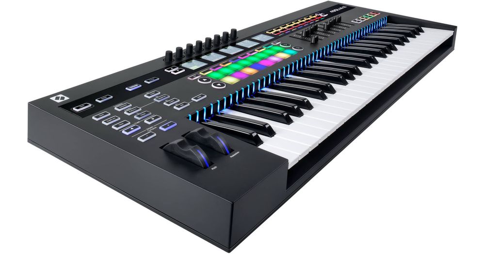 Novation 61 SL mkIII