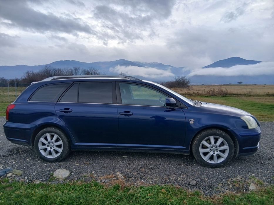 Toyota Avensis/Euro 4/2.0 Diesel/,Piele/Scaune încălzite/Full Dotari