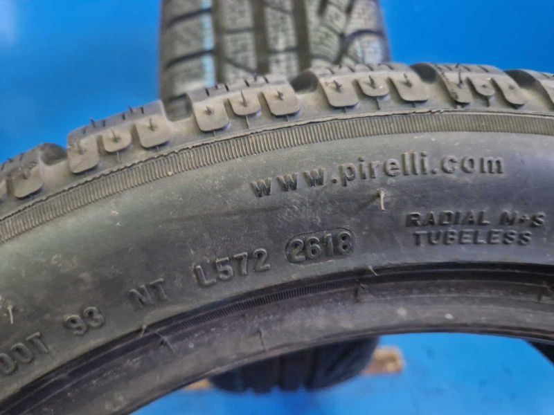 2 Pirelli R17 205/50
зимни гуми DOT2618
