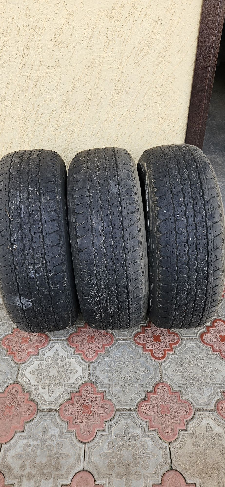 Продам шины 265/65/17