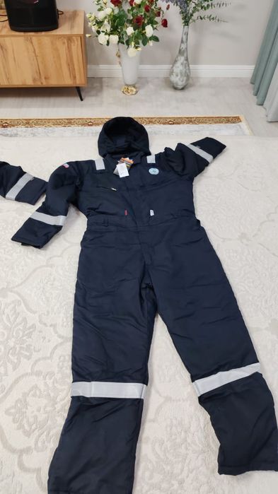 Продам спец одежду