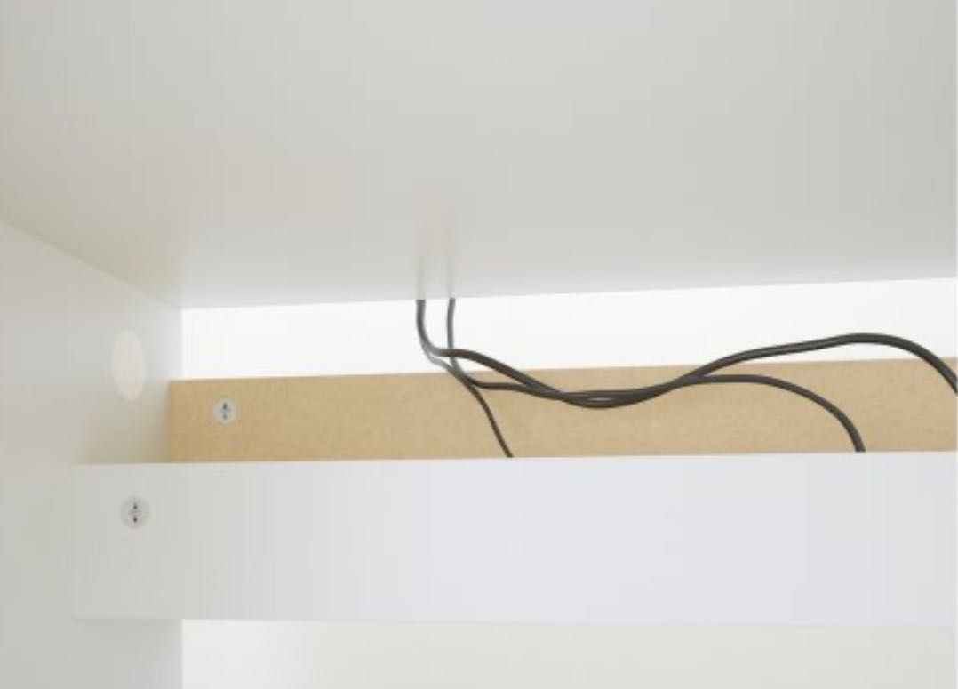 Бюро MALM, 140x65см, бяло