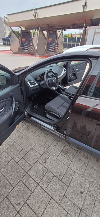 Vând Renault megane 3 Grandour TDC 1.9 Diesel 130 Cp
