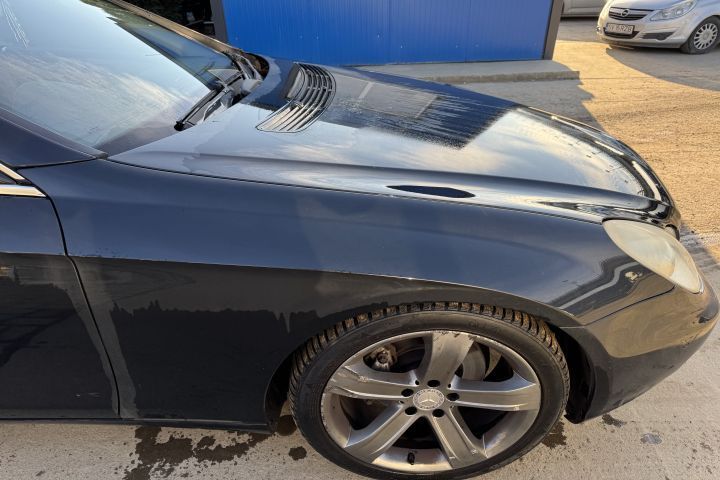 Aripa fata dreapta negru obsidian 197 Mercedes-Benz CLS-Class C219 [f