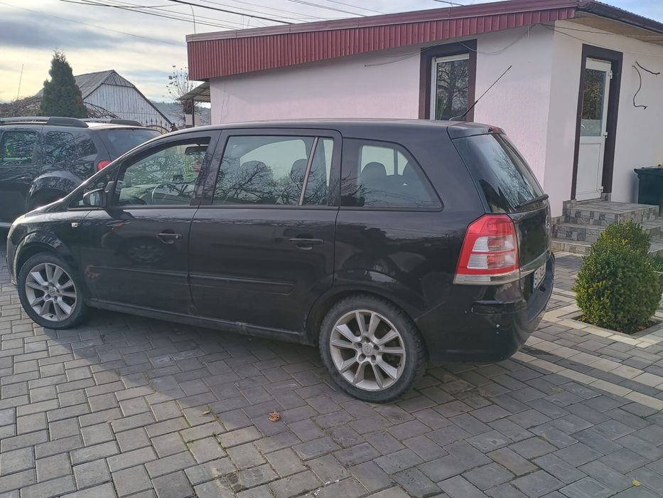 Opel Zafira 1.9 diesel an 2007