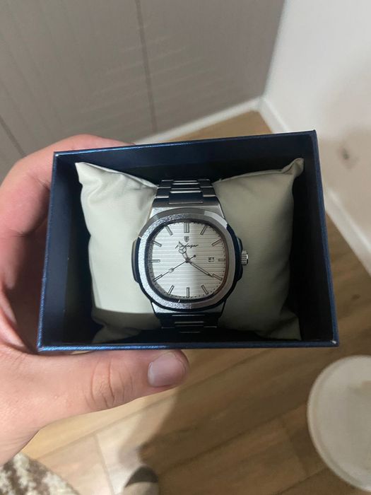 Часы мужские механические