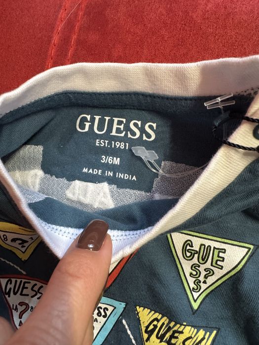 Guess - бебешка блузка 3-6 м