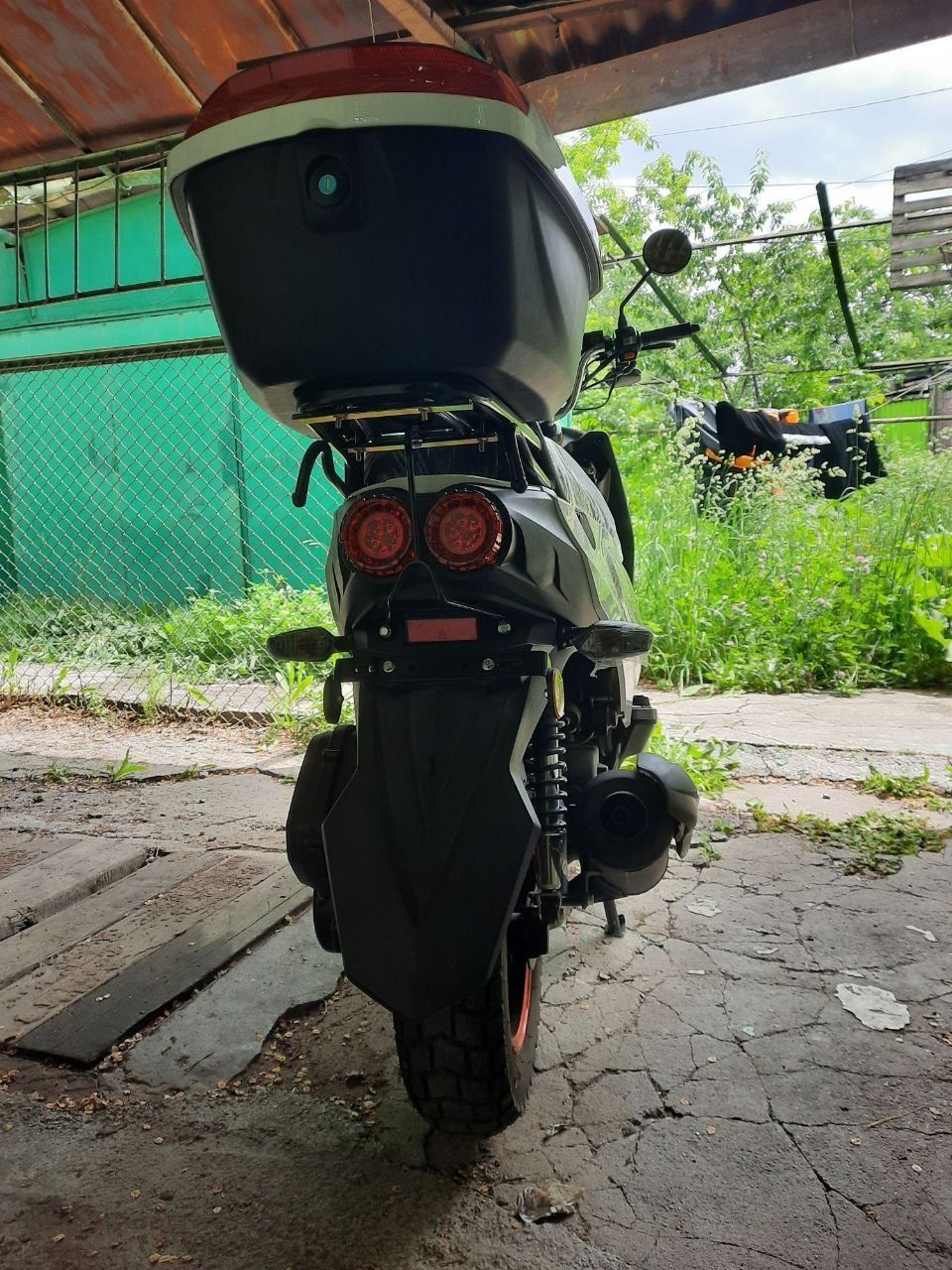 Скутер Yaqi 150cc