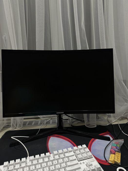 Срочно продам монитор от Samsung