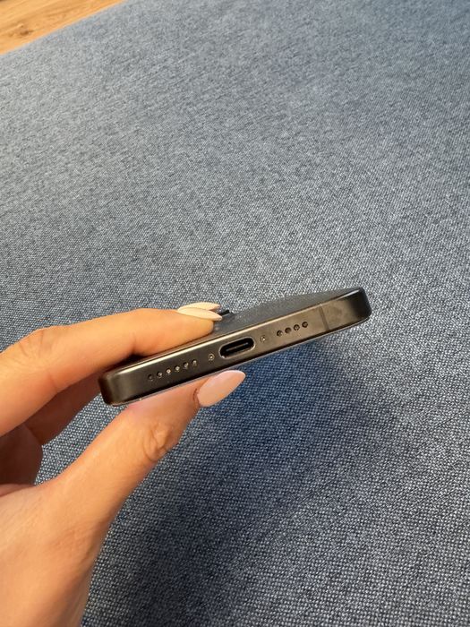 Iphone 15 Promax Black Titanium, 256GB, blocat in Orange