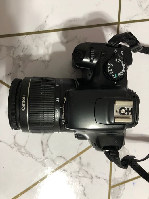 Профессиональный фотоаппарат