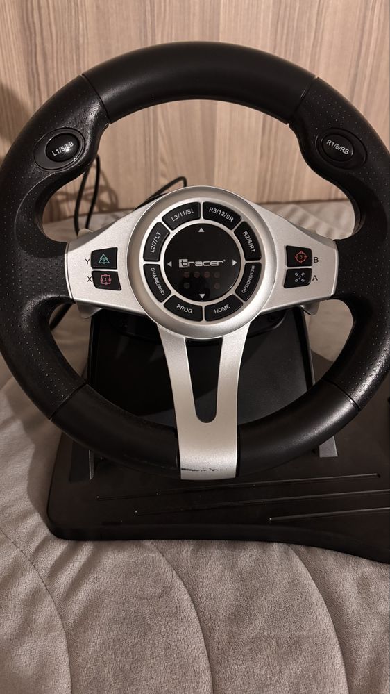 Волан и педали TRACER ROADSTER
