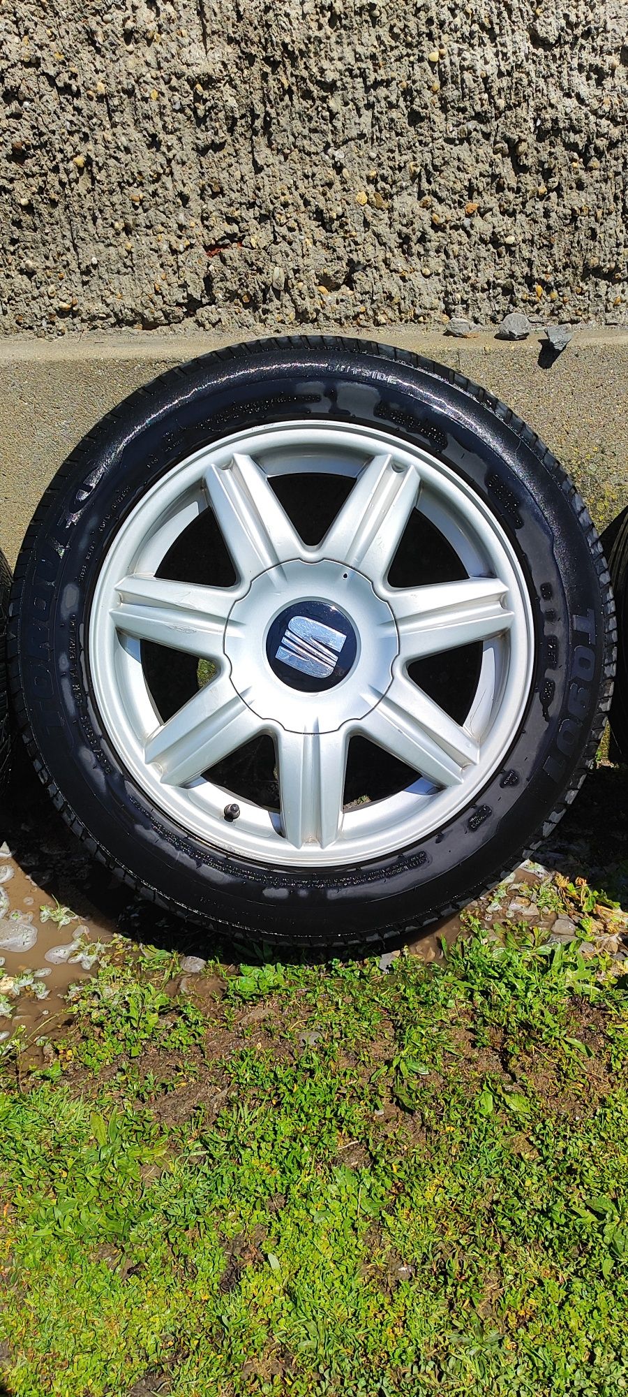 5x100 16 205/55 R16